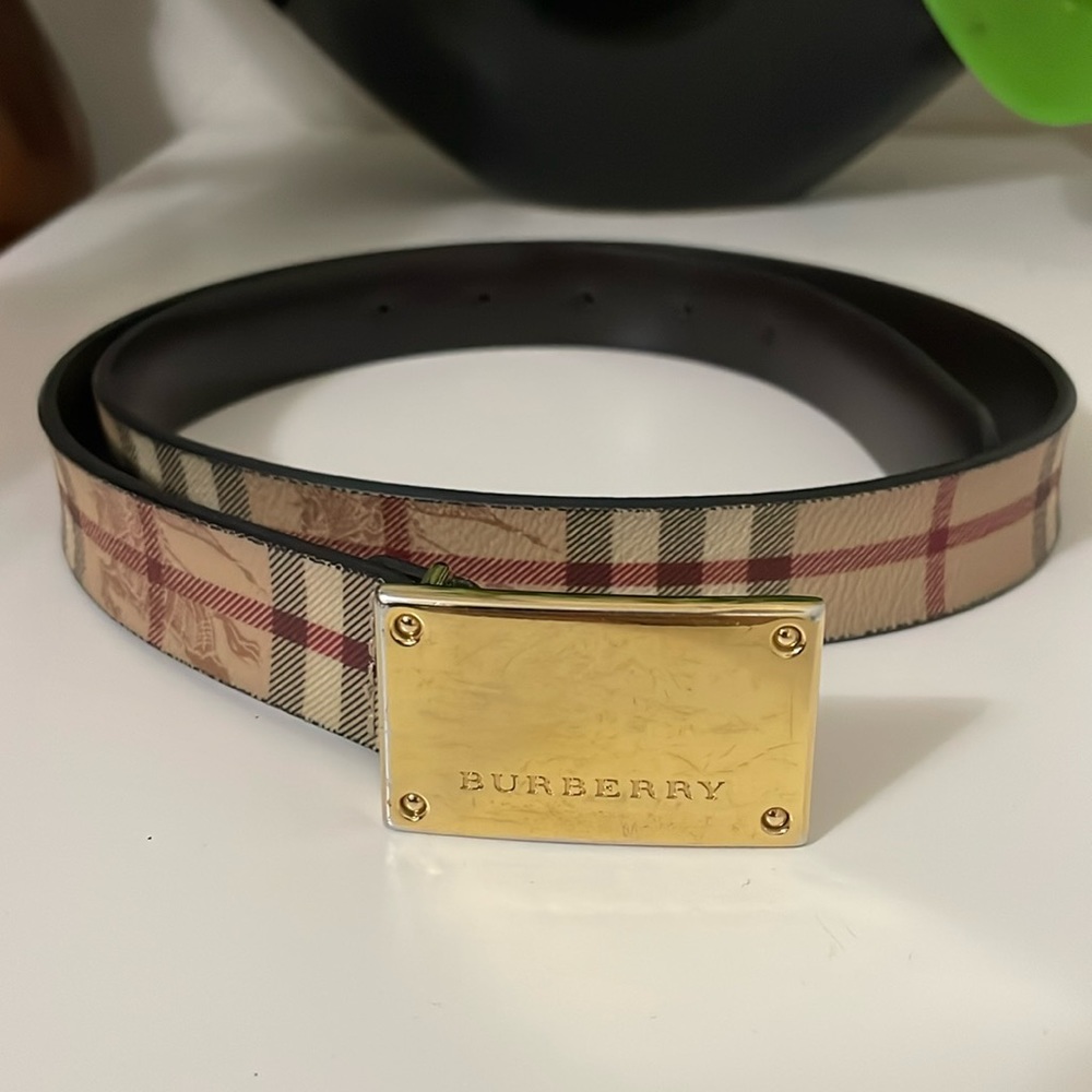 Burberry belt